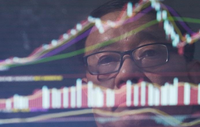 【熱門】從跟班到資本大亨的終結 第一金融要犯石雪出庭